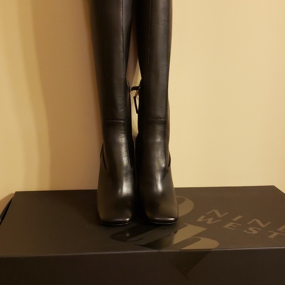 🍁FIRM. Nine West Tall Black Boot - Picture 5 of 8